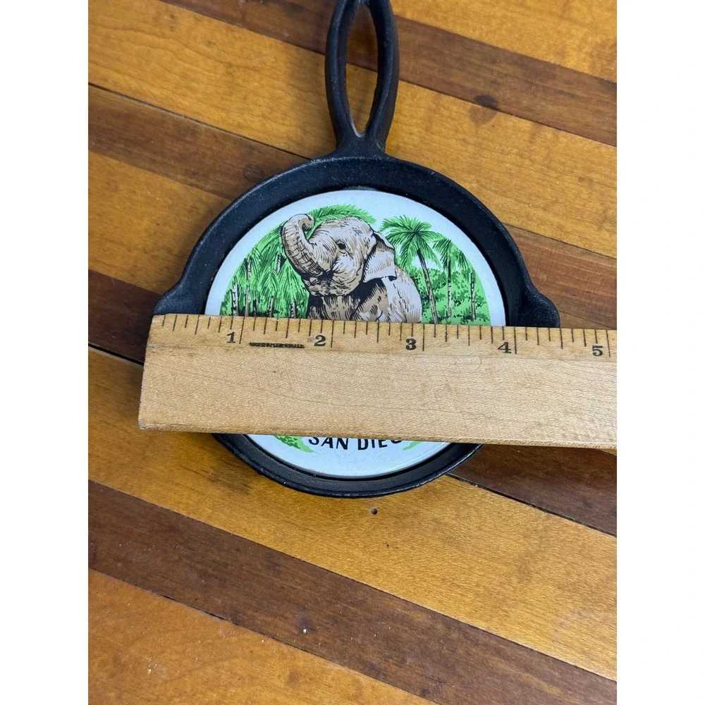 Vintage San‎ Diego Wild Animal Park Elephant Cast Iron Trivet Souvenir Japan